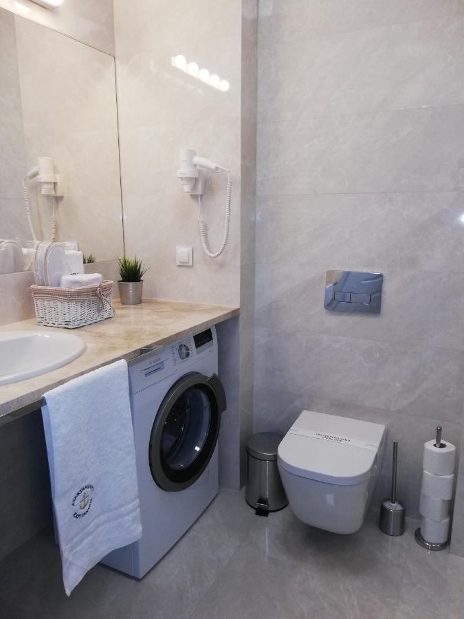 Apartamenty Kapitanskie Kasprowicza 20A Taras Колобжег Экстерьер фото